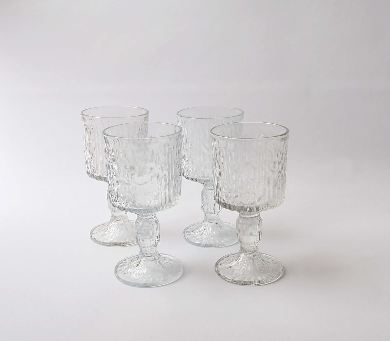 Set of 4 Vintage textured Wine Goblets