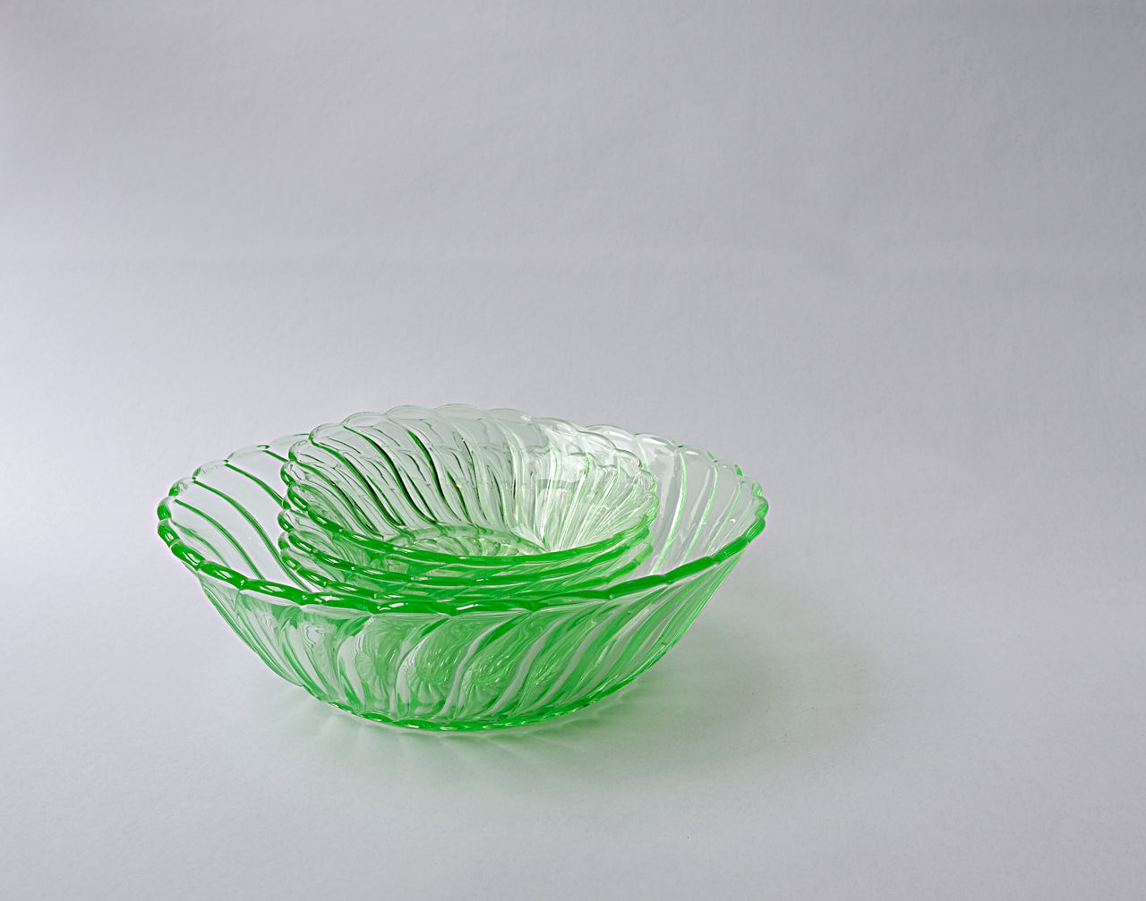 Vintage Bagley Carnival Green Glass Bowl Set