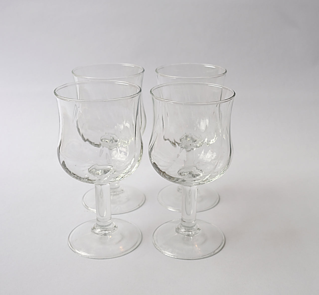 Vintage Swirl Wine Glasses